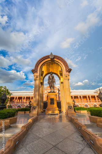 blue sky above Saranrom palace