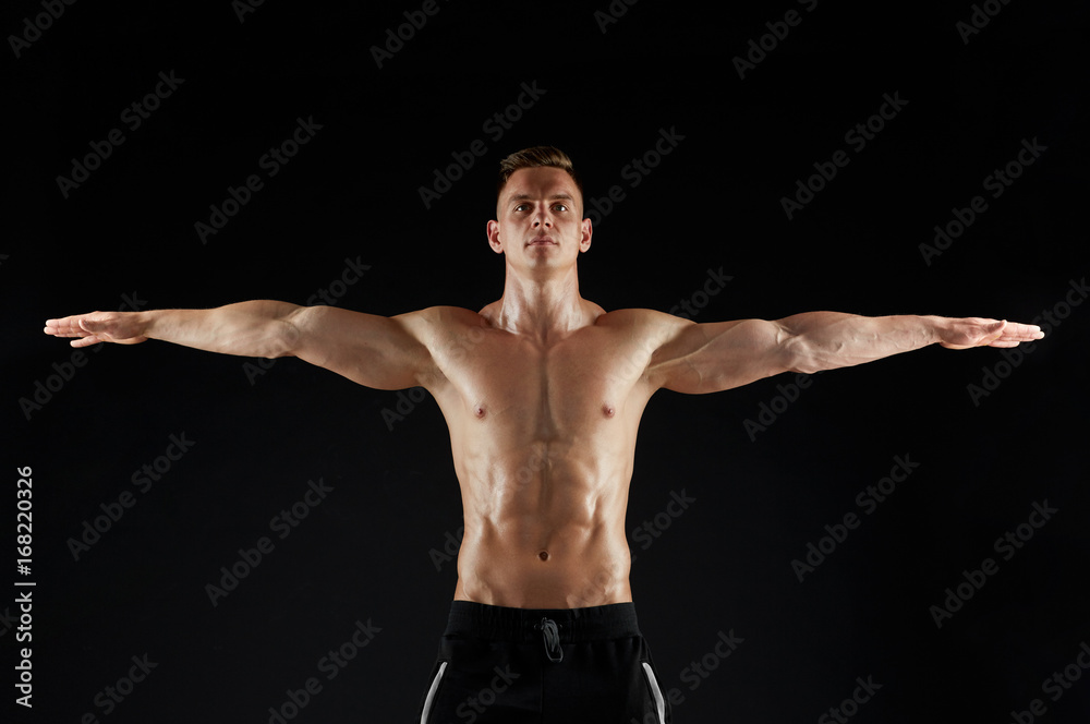 Obraz premium young man or bodybuilder with bare torso