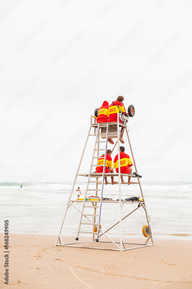 Maitres-nageurs plage de Biarritz