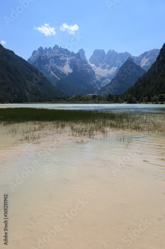 Lago di Landro - Sullo sfondo il monte Cristallo (Dolomiti)