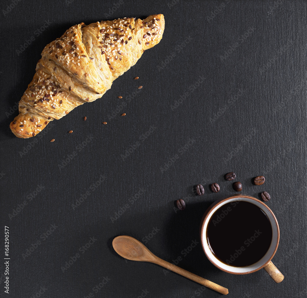 Fototapeta premium Coffee and croissant