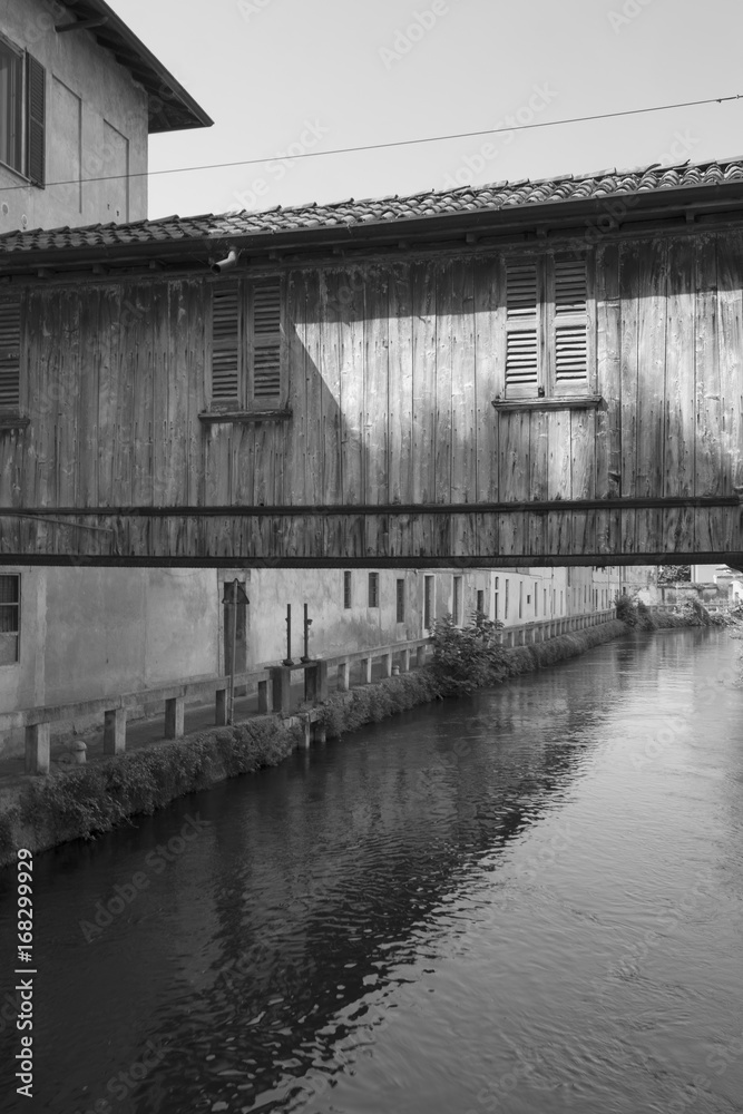 Gorgonzola (Milan): canal of Martesana