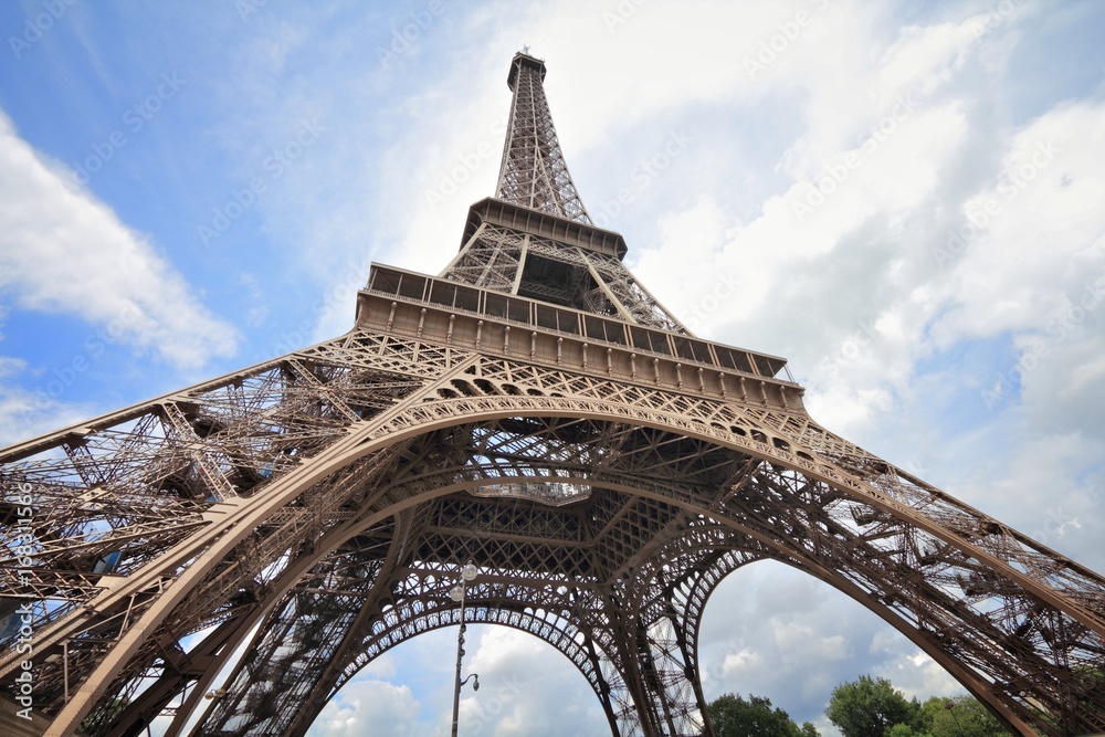 Eiffel Tower - obrazy, fototapety, plakaty 