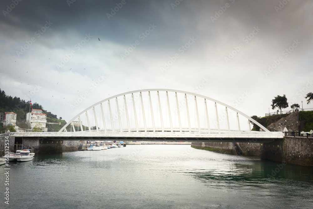 Puente del puerto Ondarroa