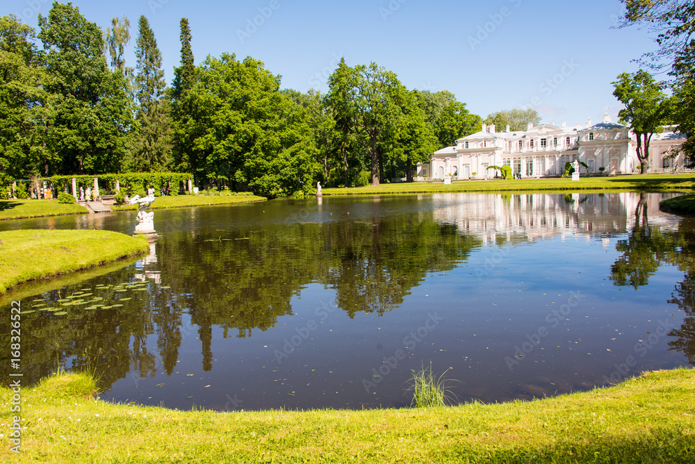Fototapeta premium royal park, Saint Petersburg, Oranienbaum