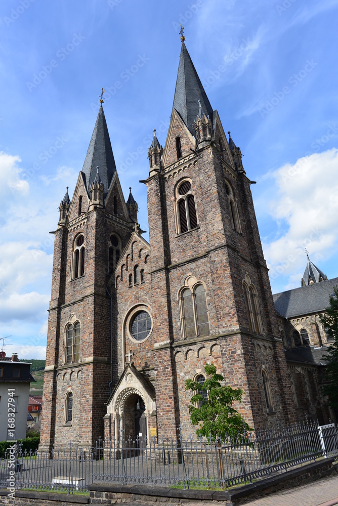 Katholische Pfarrkirche St. Ruprecht und St. Hildegard in Bingerbrück bei Bingen am Rhein