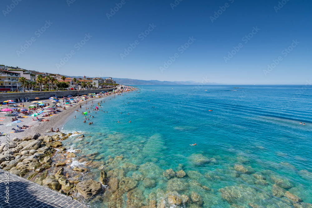 La spiaggia di Capo d'Orlando in provincia di Messina, Sicilia