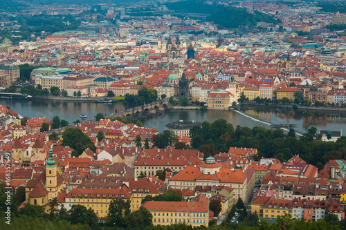 Veduta aerea della città vecchia di Praga in Boemia