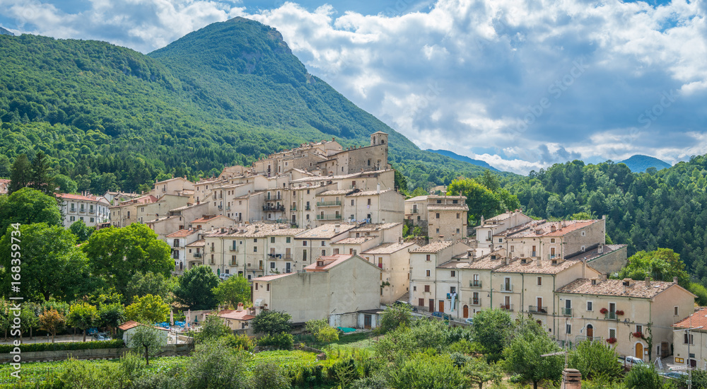 Civitella Alfedena, village in the province of L'Aquila, in the Abruzzo National Park, Italy.