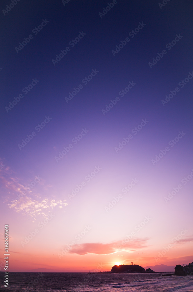 Obraz premium 江ノ島の夕焼け２