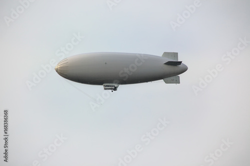 Zeppelin am Himmel