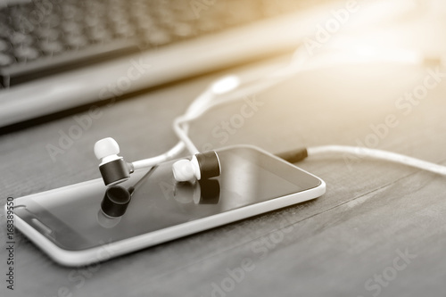 music play background