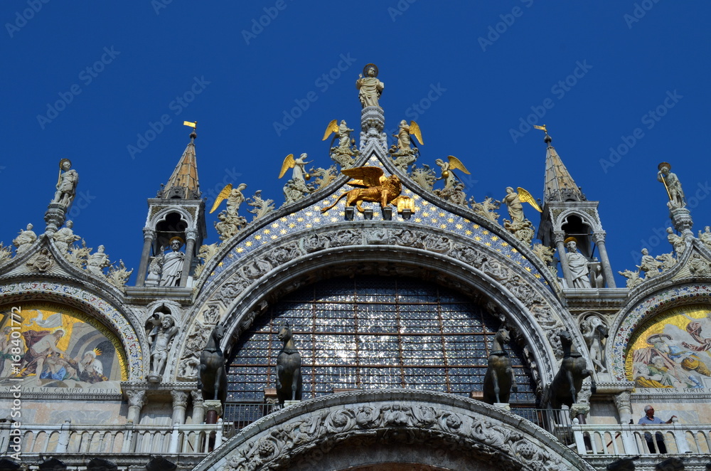 Kuppel des Markusdoms in Venedig