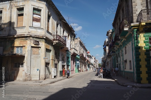 in den Straßen von Havanna auf Kuba, Karibik © franziskahoppe