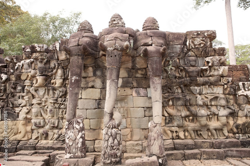 Canvas Print Terrace of the elephants
