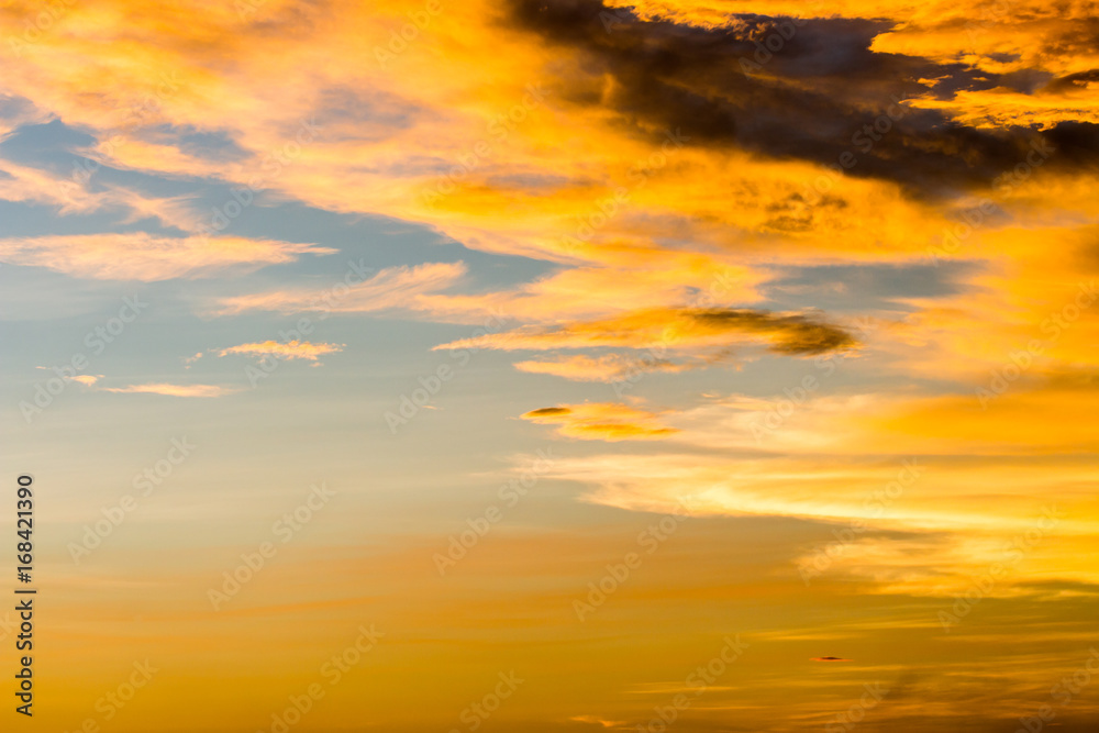 Fototapeta premium colorful dramatic sky with cloud at sunset.