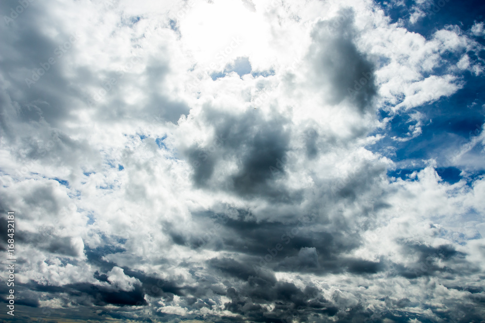 Obraz premium colorful dramatic sky with cloud at sunset