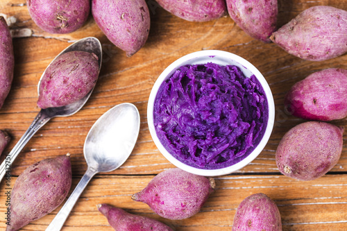 Fototapeta Naklejka Na Ścianę i Meble -  Purple sweet potato mash