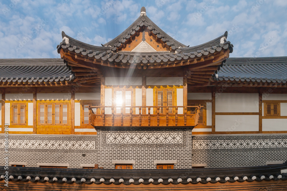 Fototapeta premium Korean Traditional House at Songdo Central Park, South Korea