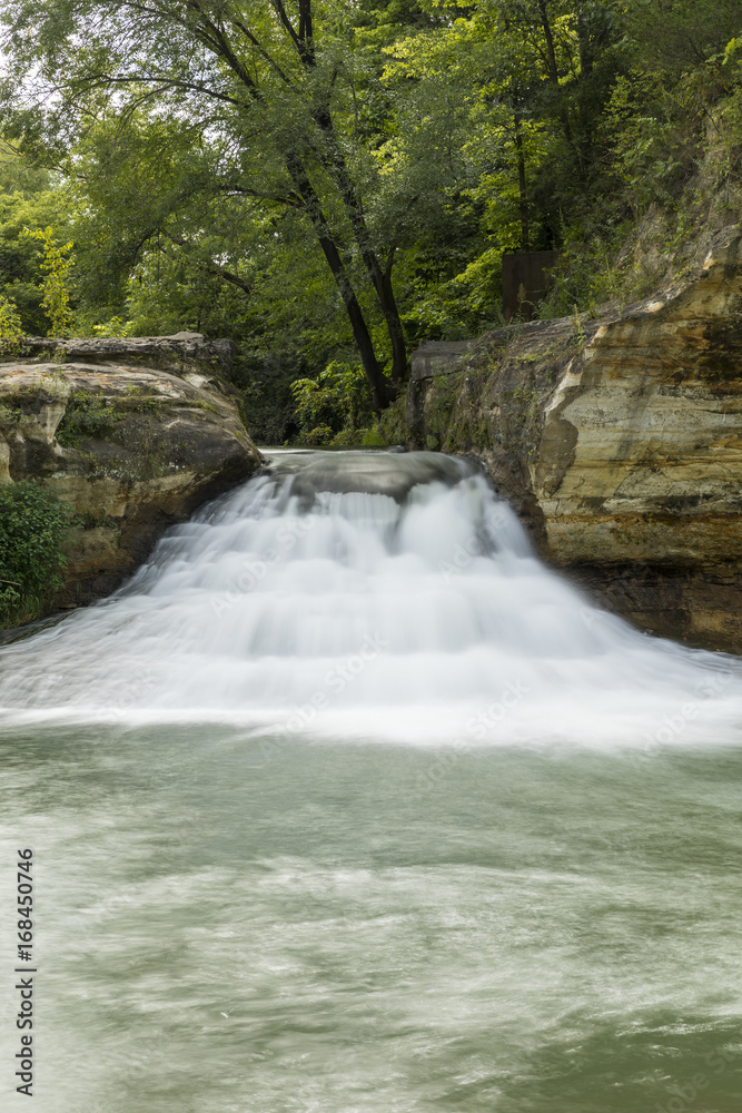 Fototapeta premium Como Falls - A small waterfall on a creek.