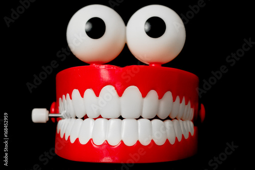Slika na platnu Chattering teeth toy from the front