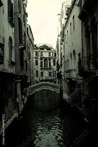 ベネチアの水路 © 永夢 荒木