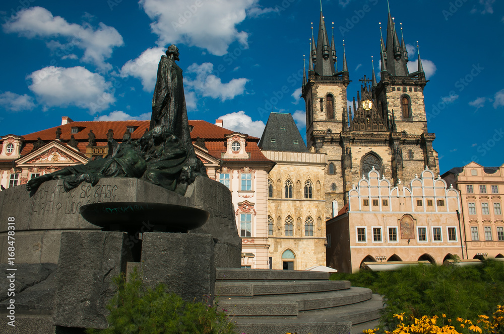 Naklejka premium Piazza della città vecchia a Praga