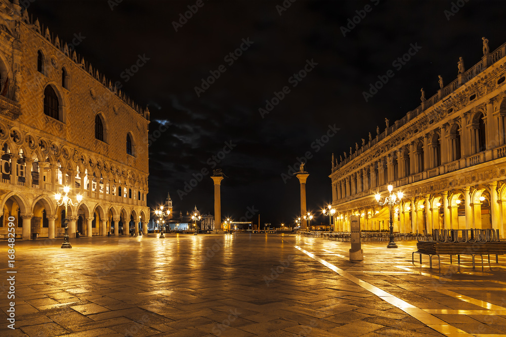 Piazza San Marco with the Doge's Palace (Palazzo Ducale) at night, Venice, Italy