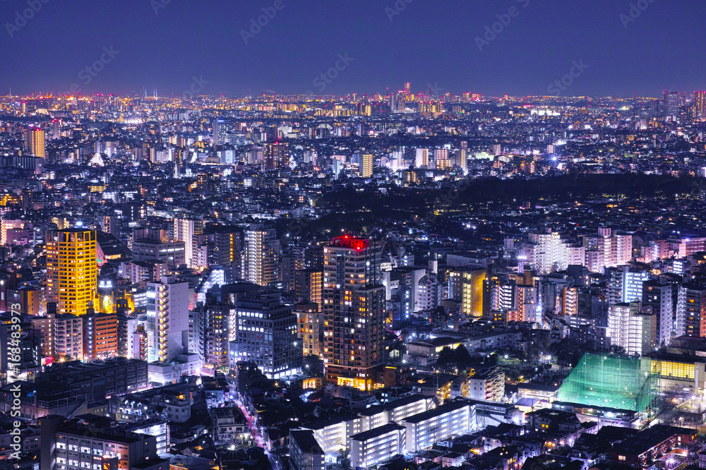 東京の住宅街の夜景