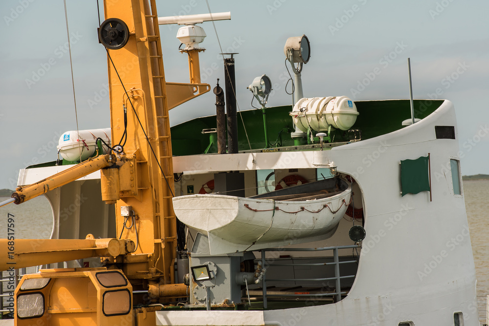Rettungsboot auf Fähre Baltrum