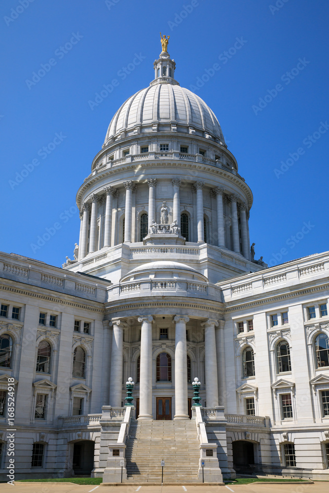 Obraz premium Wisconsin State Capitol Building in Madison
