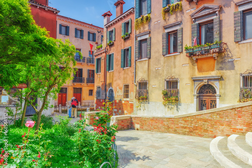  View of the most beautiful places of Venice, narrow streets, houses, city squares. Italy. © BRIAN_KINNEY
