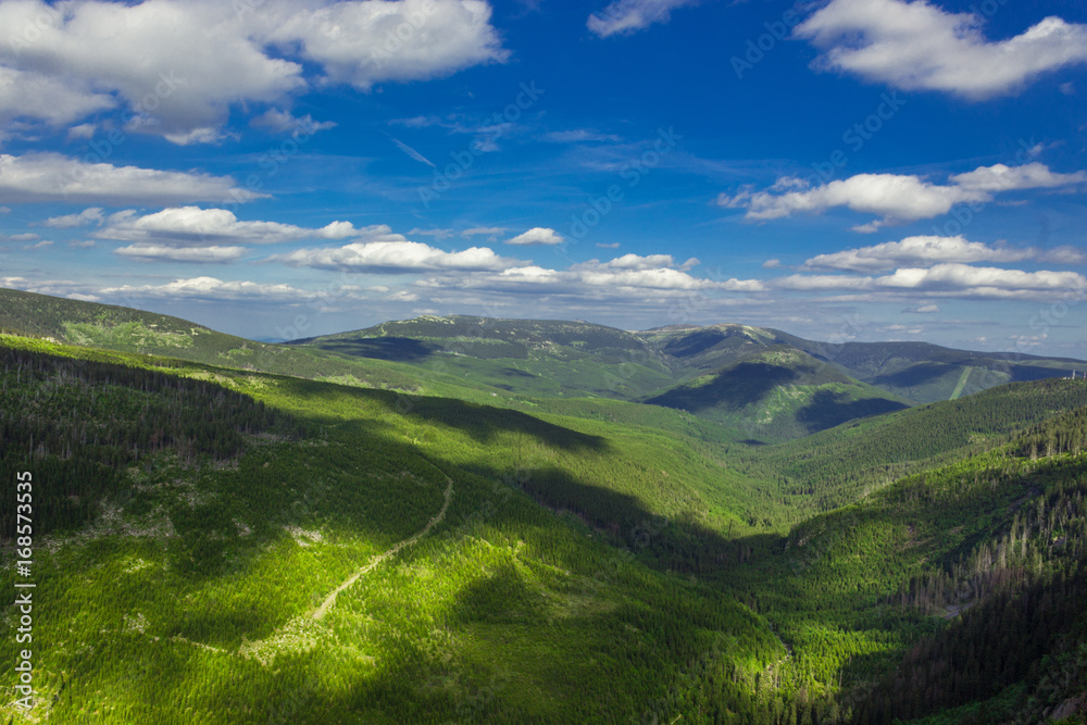 Naklejka premium Panorama of Giant mountain