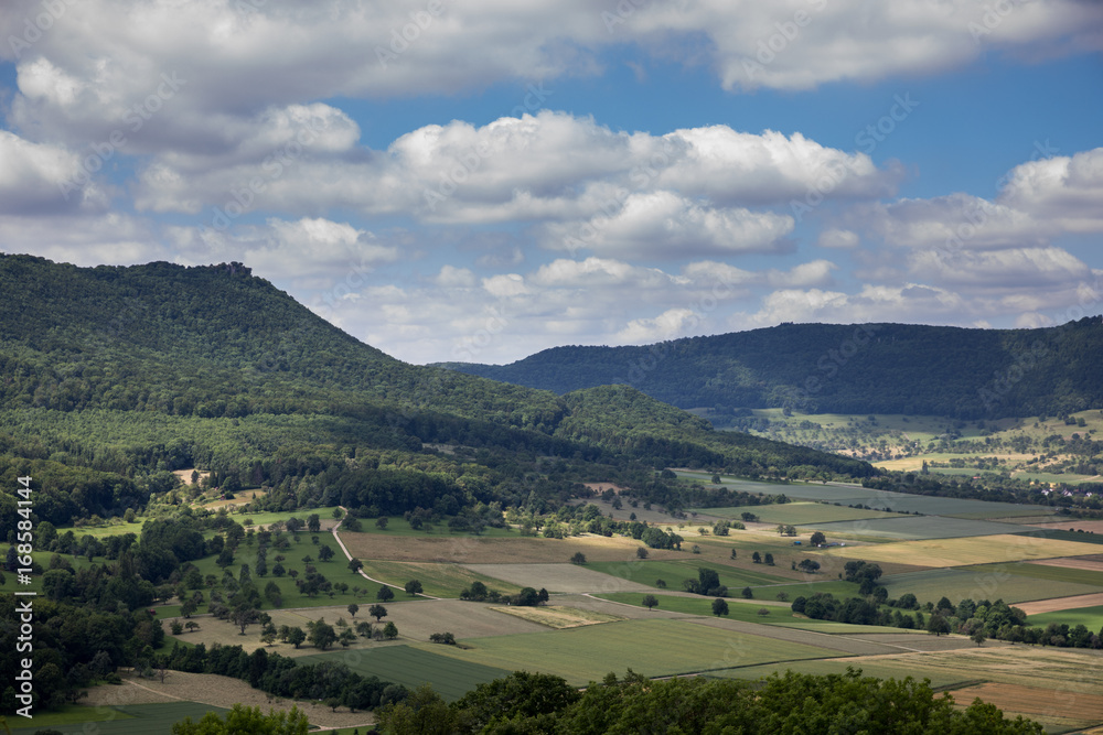 Sommer im Schwäbischen Albvorland Sommer im Schwäbischen Albvorland
