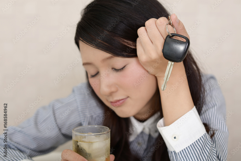 酔った女性 Stock 写真 Adobe Stock
