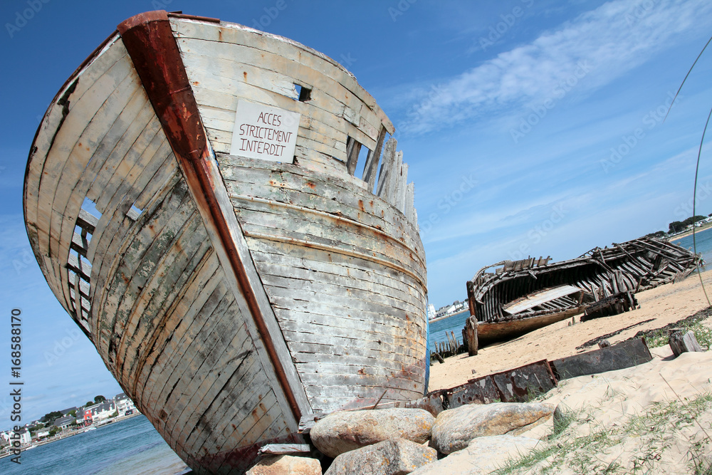 Cimetière de bateaux de Magouër Cimetière de bateaux de Magouër