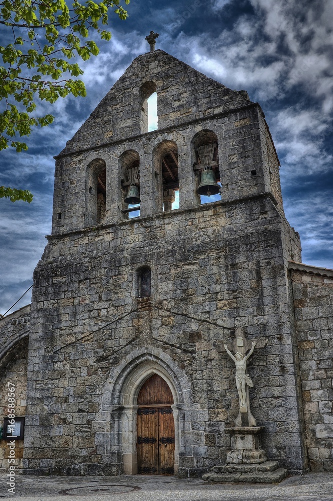 Obraz premium Église d'Ailhon, Ardèche, France