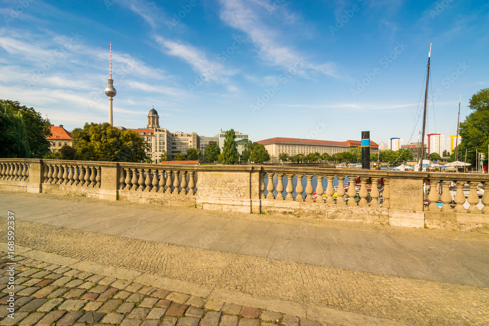 Naklejka premium Fischerinsel in der deutschen Hauptstadt Berlin 