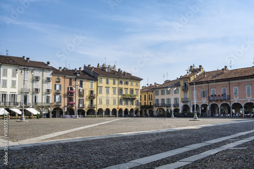 Lodi (Italy): Cathedral square (piazza del Duomo)