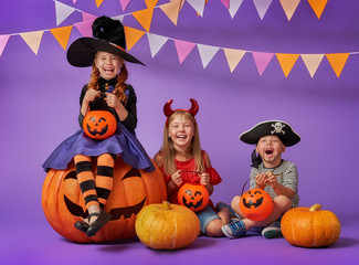 kids at halloween