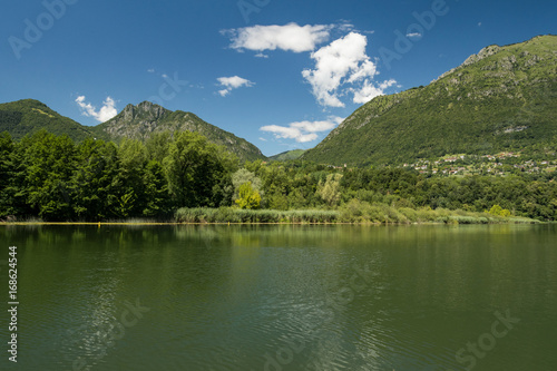 Fototapeta Naklejka Na Ścianę i Meble -  Riserva naturale Lago di Piano (Porlezza)