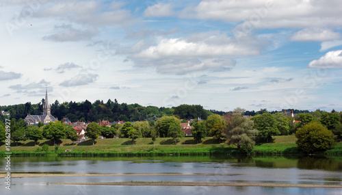 Village de Briare et rive de Loire
