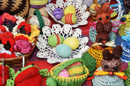 Easter eggs made on crochet © Kinga