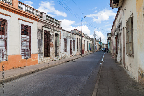 Dilipitatedl houses in the center of Camaguey, Cuba