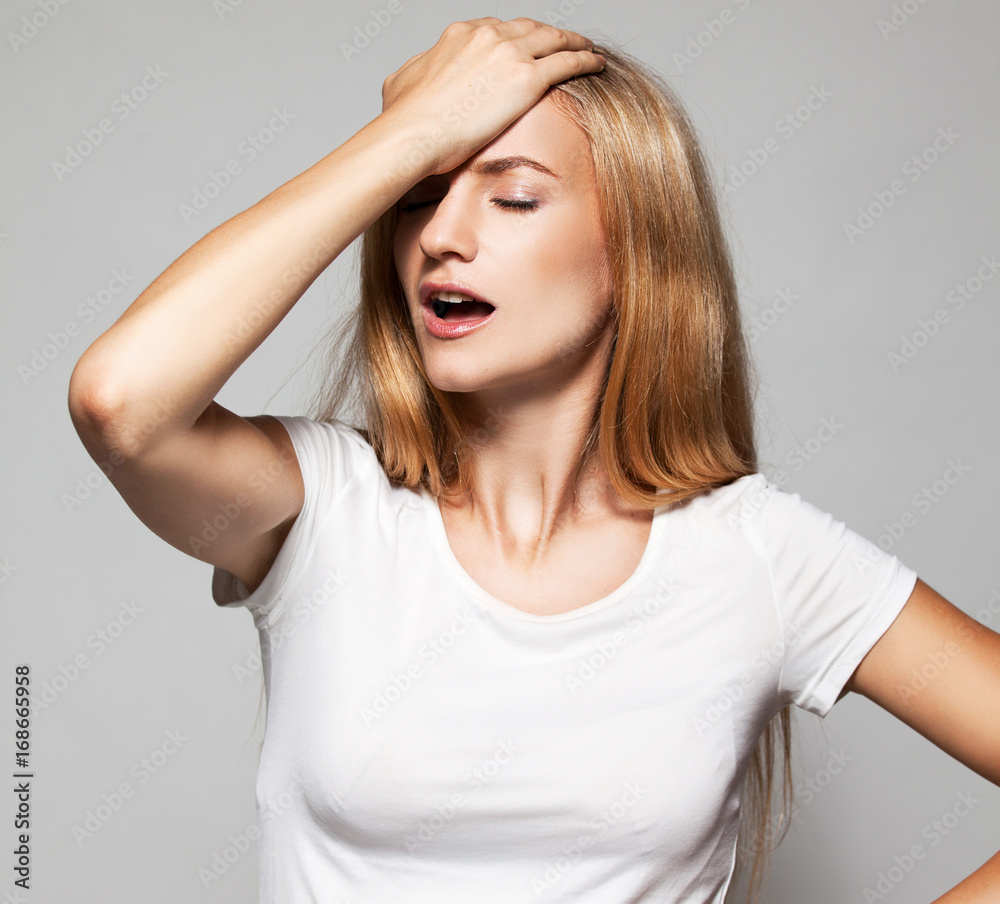 Forgetful woman