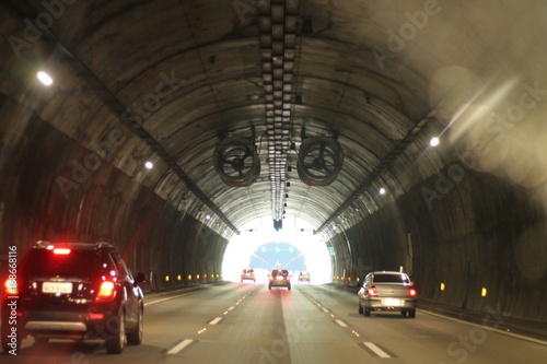 Fototapeta Naklejka Na Ścianę i Meble -  luz no fim do tunel