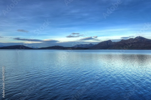 Paysage de Norvège entre fjords et mers