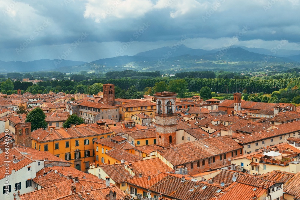 Lucca town skyline