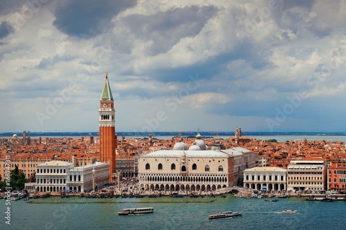 Venice skyline © rabbit75_fot