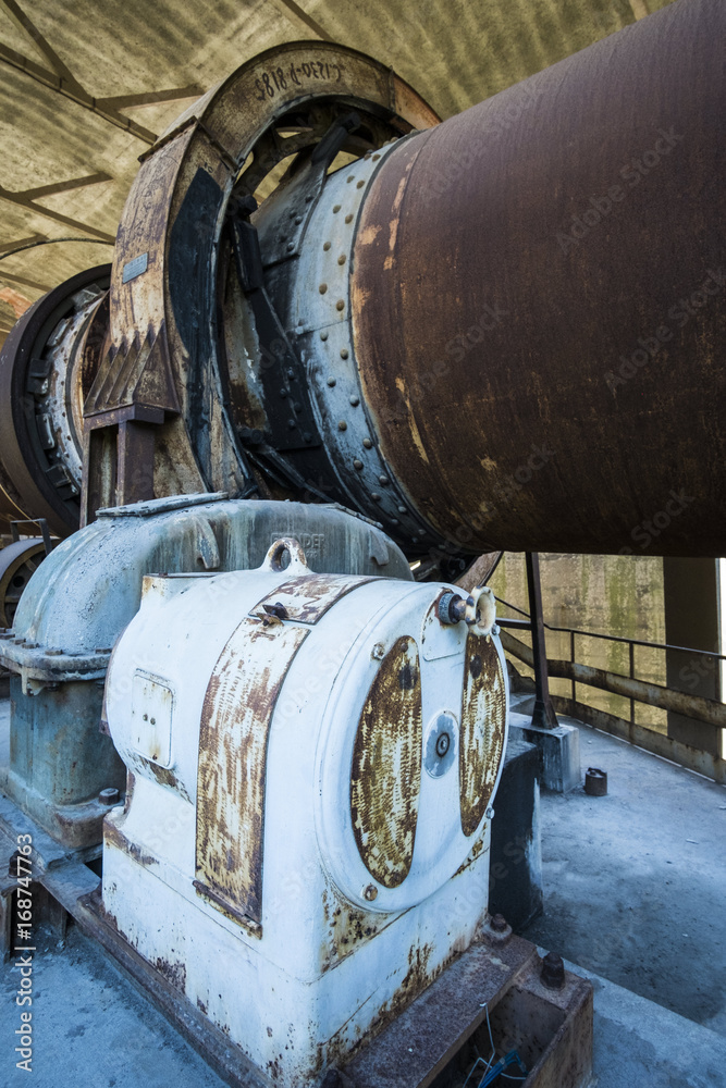 Old machinery in Hg smelting plant in Idrija.